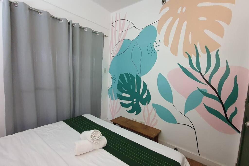 Tropical Escape At Cedar Crest Apartman Manila Kültér fotó