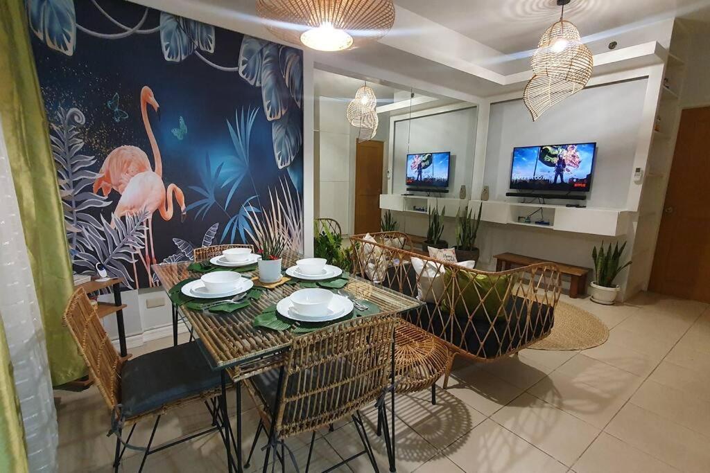 Tropical Escape At Cedar Crest Apartman Manila Kültér fotó